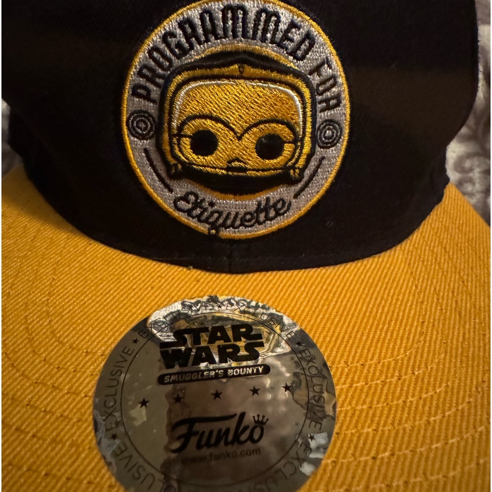 Smuggler Bounty EXCLUSIVE Funko Pop Star Wars C-3PO Hat PROGRAMMED FOR Etiquette